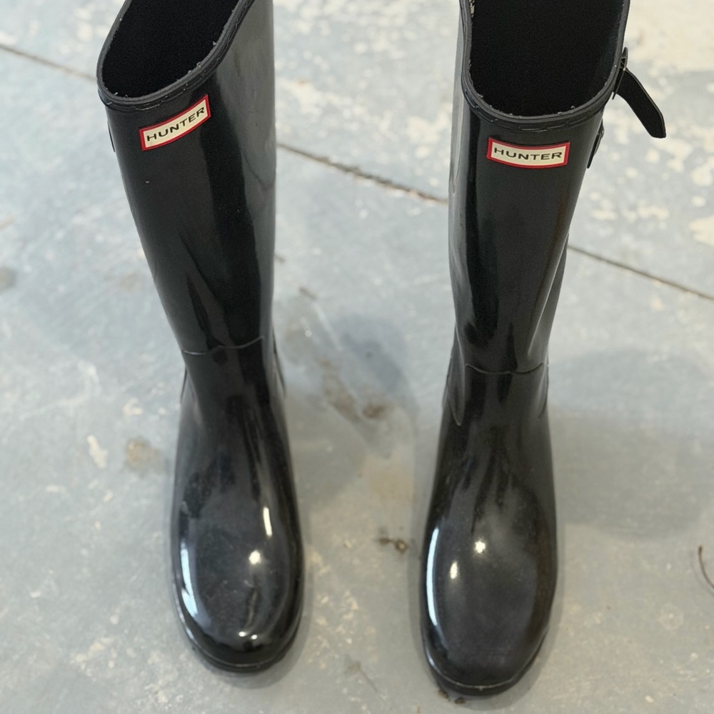 Hunter Women's Glossy Black Rain Boots